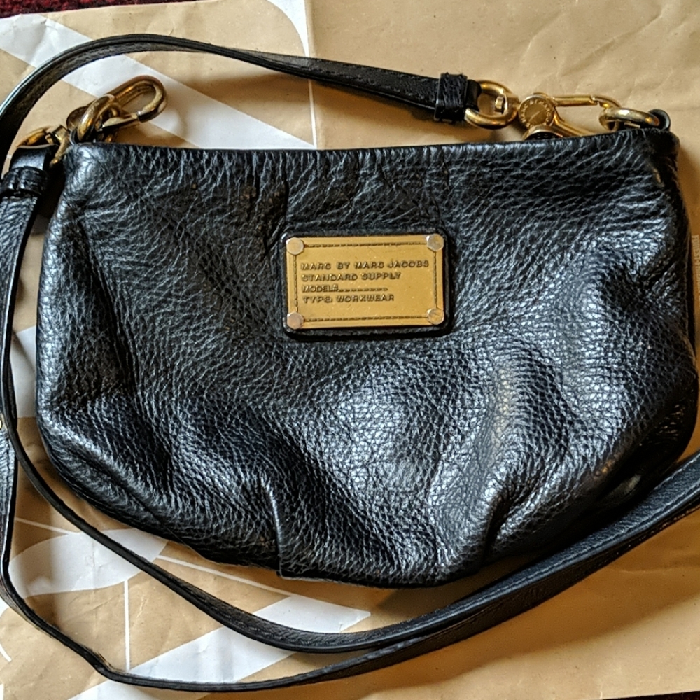 MBMJ Percy Q Black and Brass Crossbody
